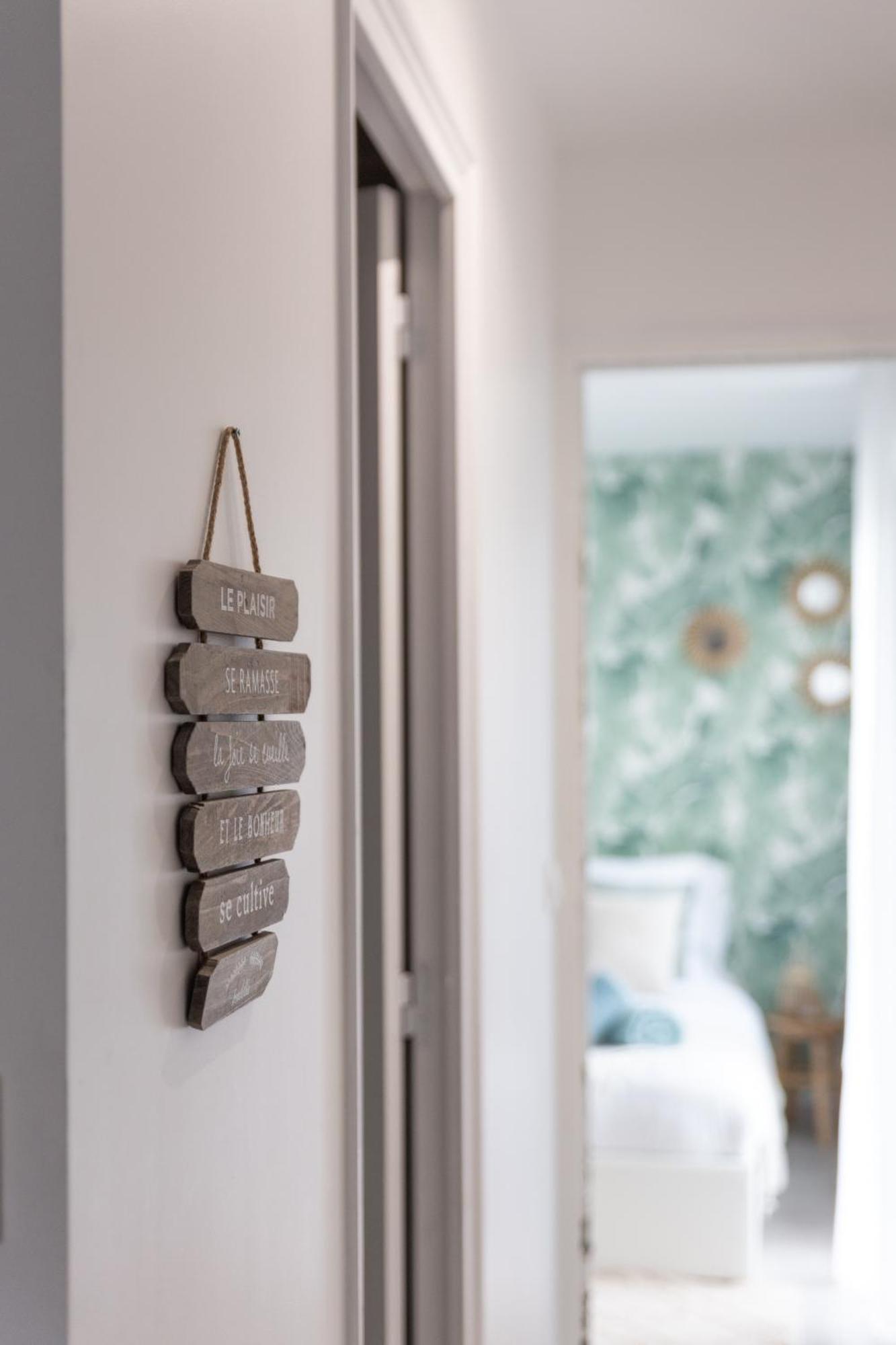 Appartement - 4 Personnes - Parking Prive - Metro 7 - Rer B La Courneuve Ngoại thất bức ảnh